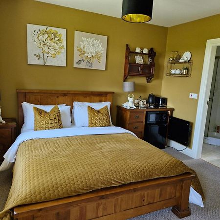 The Brown Hen Guest Accommodation แบนดอน ภายนอก รูปภาพ