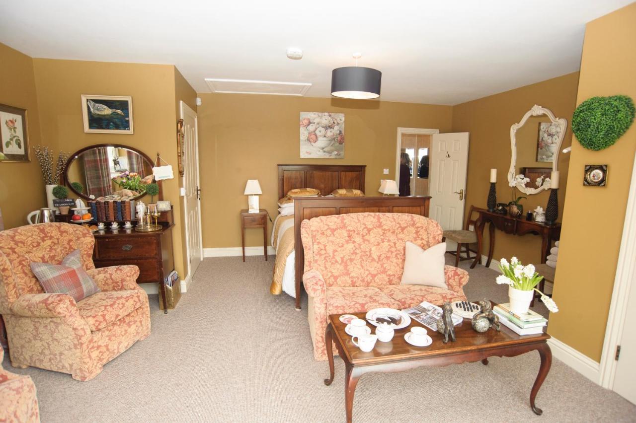 The Brown Hen Guest Accommodation แบนดอน ภายนอก รูปภาพ
